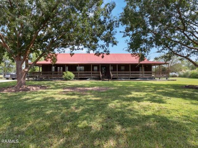 House for sale in Breaux Bridge, Saint Martin Parish