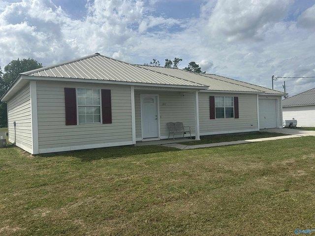 House for sale in Boaz, Alabama