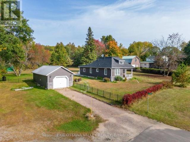 House for rent in Renfrew, Ontario