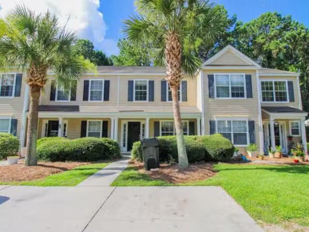 House for rent in Charleston