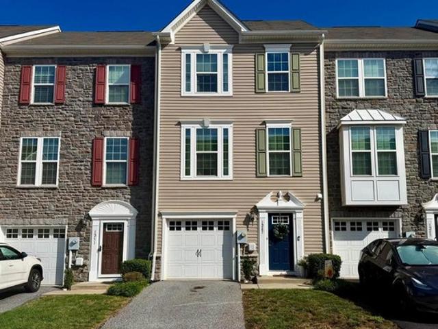 Townhouse for sale in York, Pennsylvania