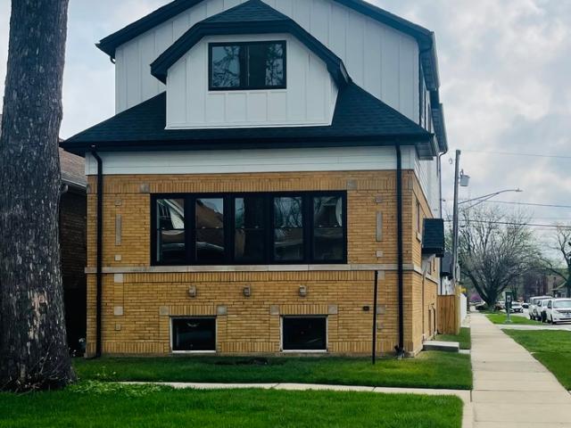 House for sale in Berwyn, Illinois
