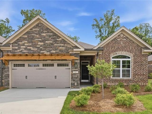 Townhouse for sale in Burlington, Alamance County