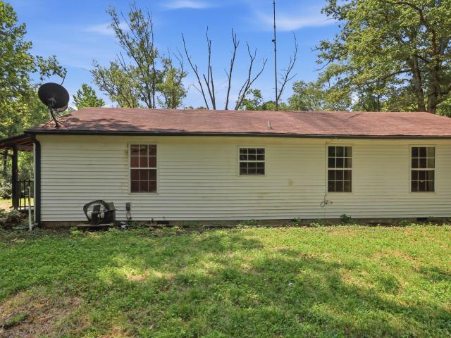 House for sale in Mountain Grove, Douglas County