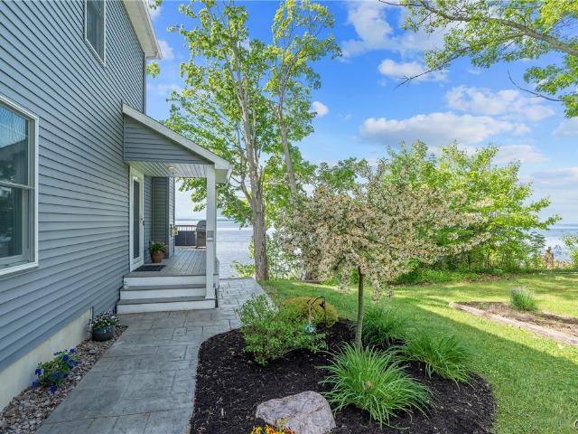 House for sale in Oneida, New York