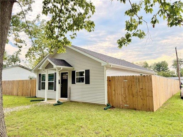 House for sale in Austin, Scott County