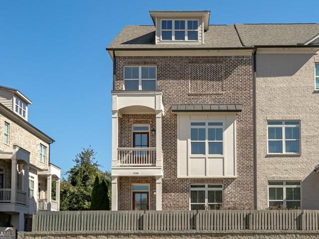 Townhouse for sale in Smyrna, Cobb County