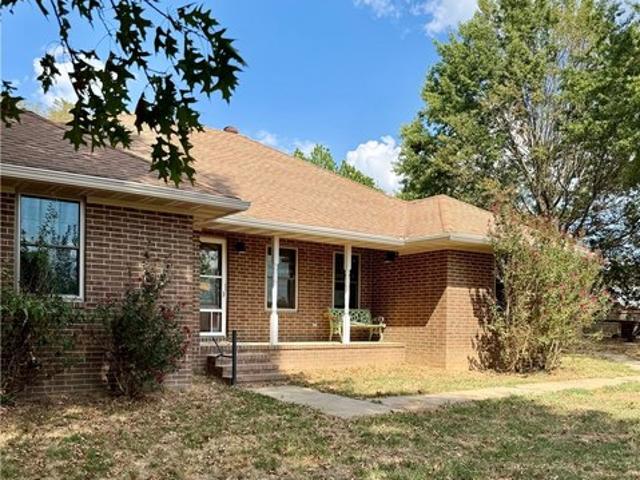 House for sale in Farmington, Washington County