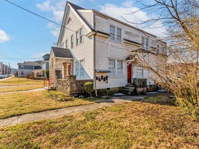 House for sale in Bowling Green, Kentucky