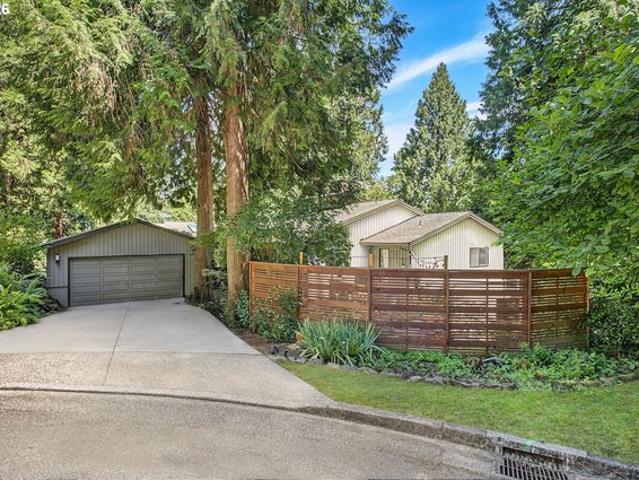 House for sale in Oregonia