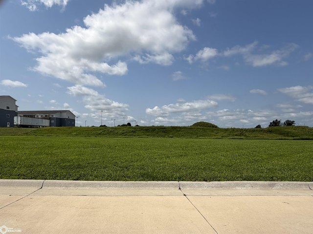 Land for sale in Chariton, Iowa
