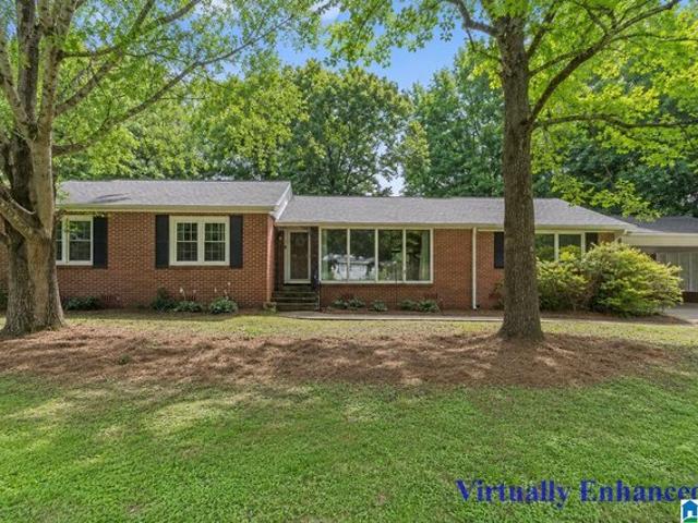 House for sale in Maplewood, Leeds