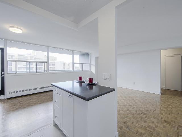 Apartment for rent in Burlington, Ontario