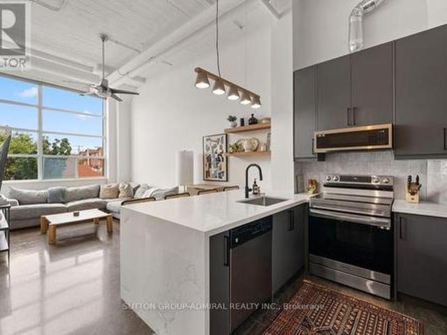 Condo for sale in Woburn, Ontario