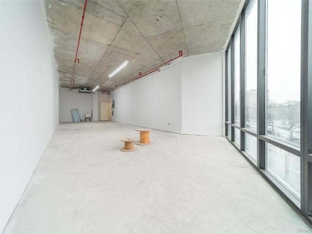 Commercial for sale in Kew Gardens
