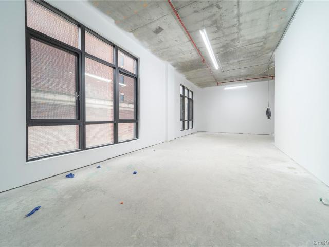 Commercial for sale in Kew Gardens