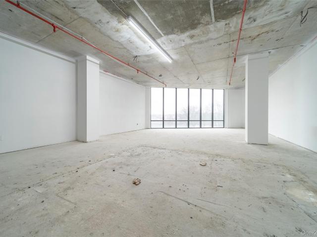 Commercial for sale in Kew Gardens
