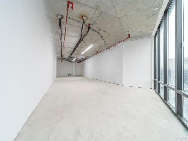 Commercial for sale in Kew Gardens