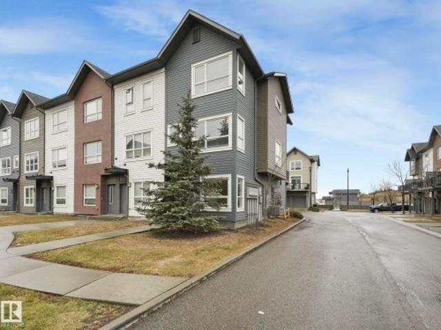 Townhouse for sale in Wedgewood, Alberta