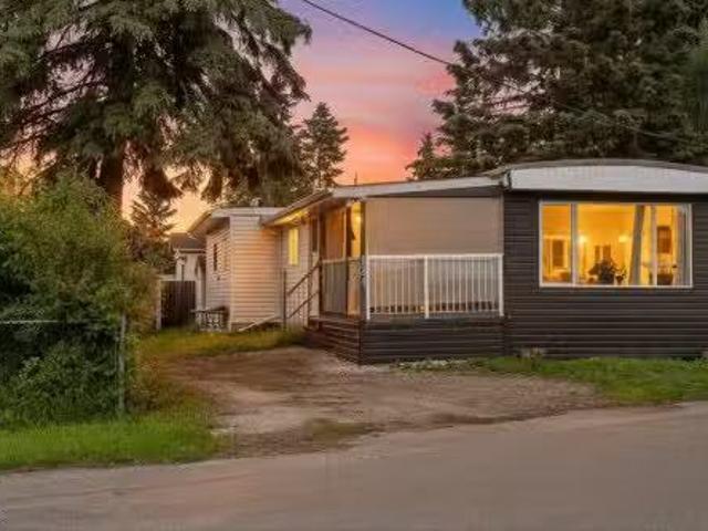 House for sale in Spruce Grove, Alberta