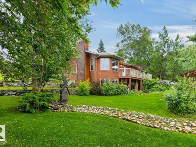 House for sale in Alberta