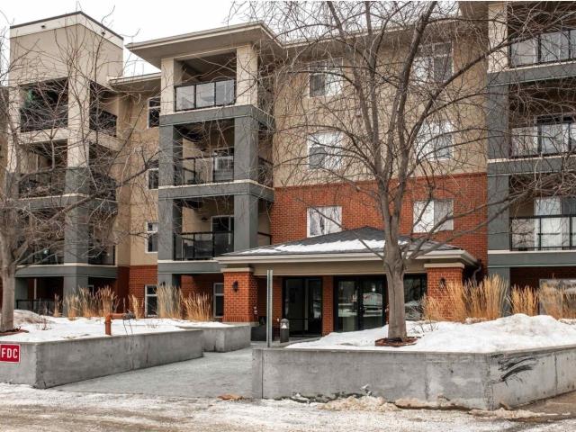 Apartment for sale in Wedgewood, Alberta