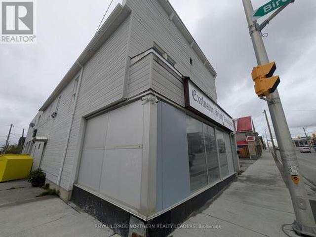 Commercial for rent in Schumacher, Timmins