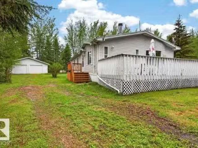 House for sale in Whispering Hills, Alberta