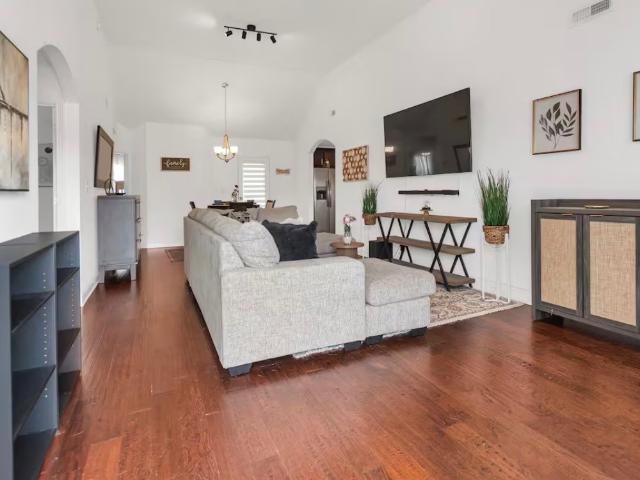House for sale in Fort Campbell, Kentucky