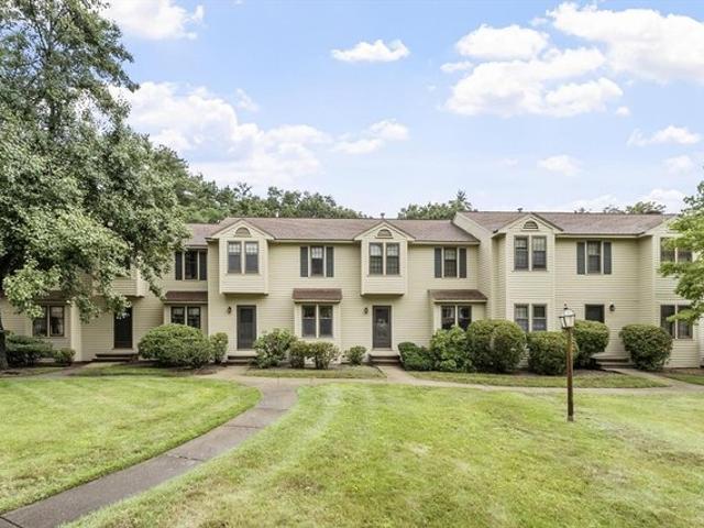 Condo for sale in Tewksbury, Massachusetts