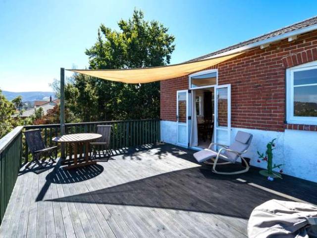 House for sale in Otakou