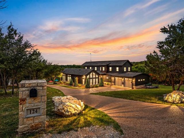 House for sale in China Spring, Texas