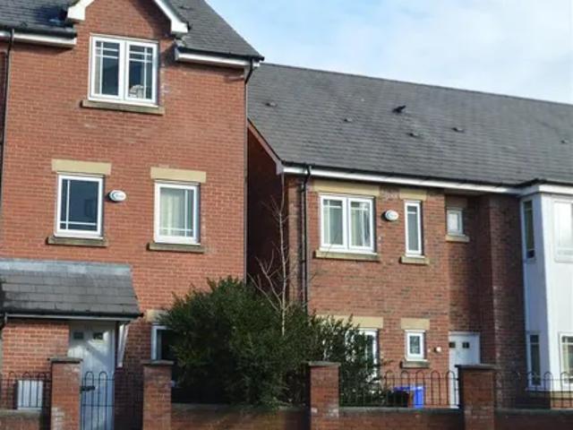 House for rent in Old Trafford, Trafford Park