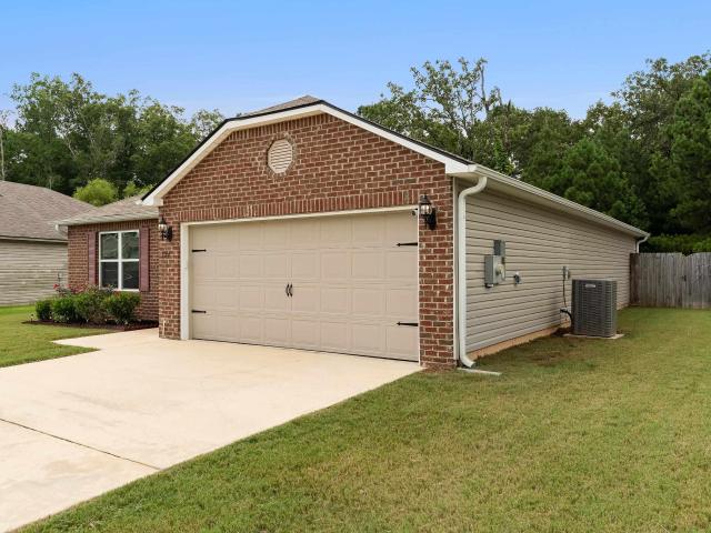 House for sale in Calera, Alabama