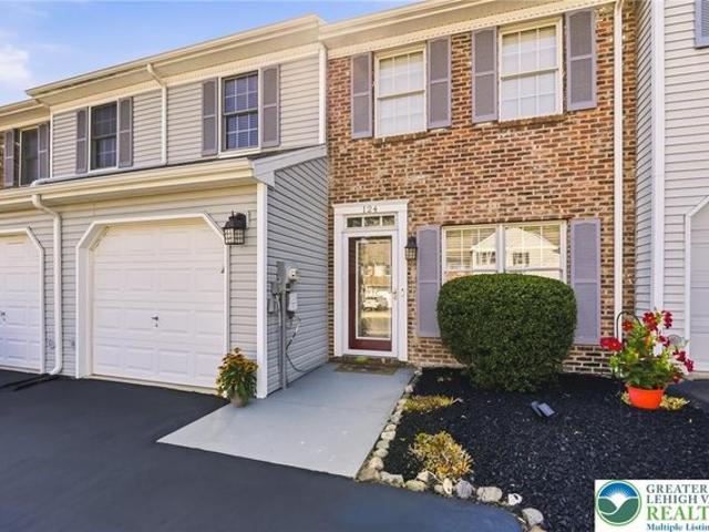 Townhouse for sale in Lehigh, Pennsylvania