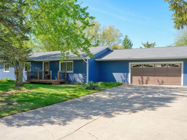 House for sale in Brooklyn, Michigan
