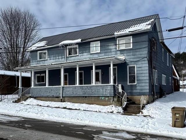 House for sale in Weston, West Virginia