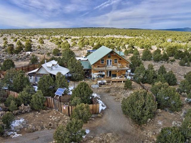 Farm for sale in Tres Piedras, New Mexico