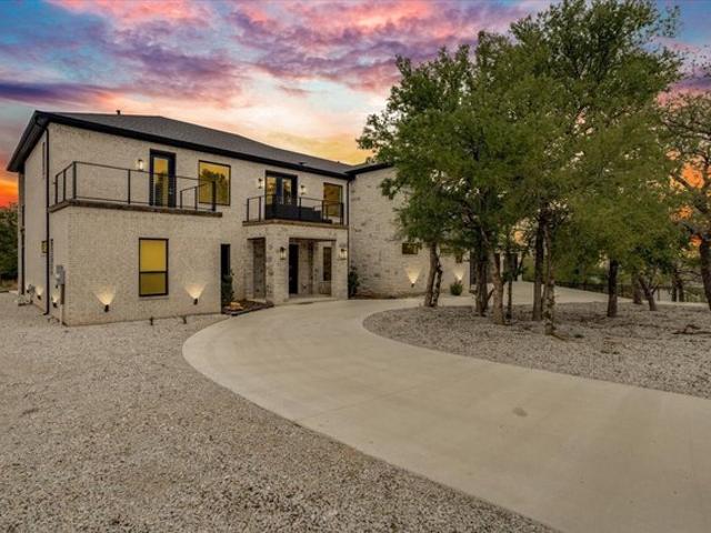 House for sale in Wise, Texas