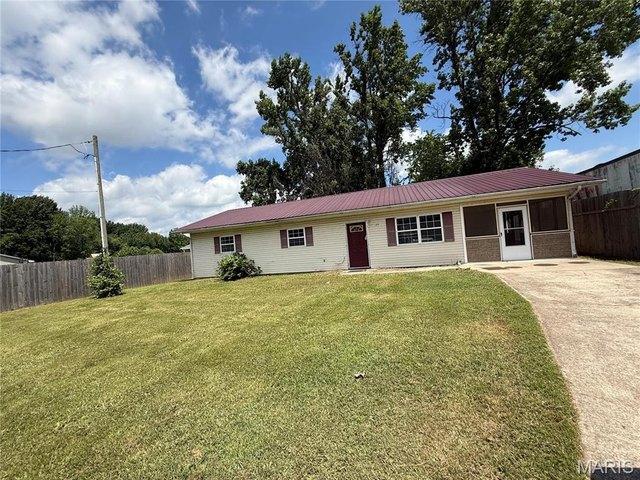 House for sale in Poplar Bluff, Missouri