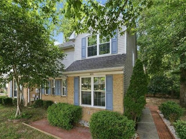 Townhouse for sale in Virginia