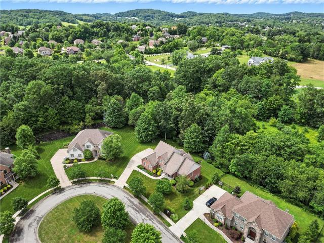 House for sale in Cranberry Twp House for sale in Cranberry Twp