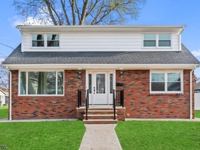 House for sale in Avenel, New Jersey