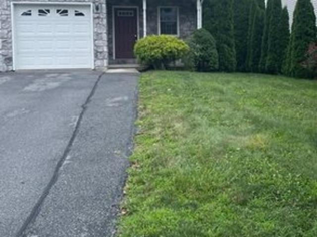 Townhouse for sale in New Holland, Pennsylvania