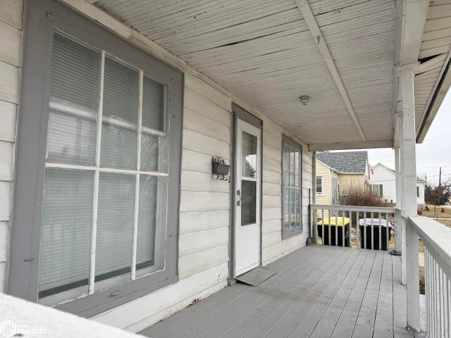 House for sale in Osceola, Iowa