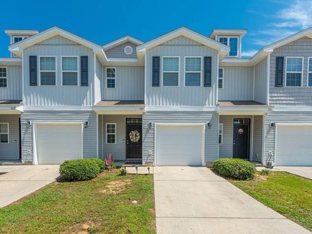 Townhouse for sale in Crestview, Florida