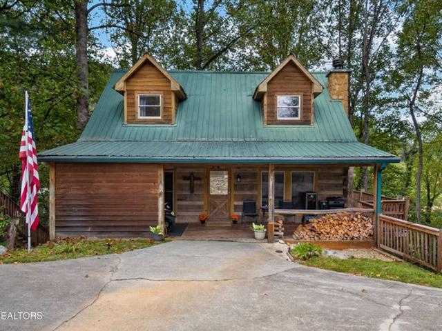 House for sale in Walland, East Tennessee