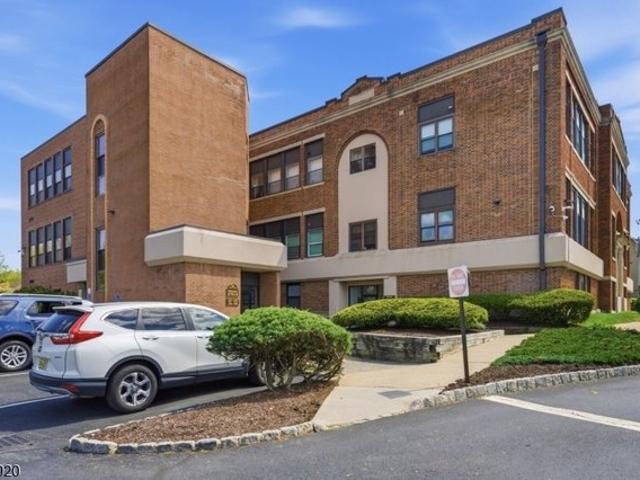 Condo for sale in Denville, New Jersey