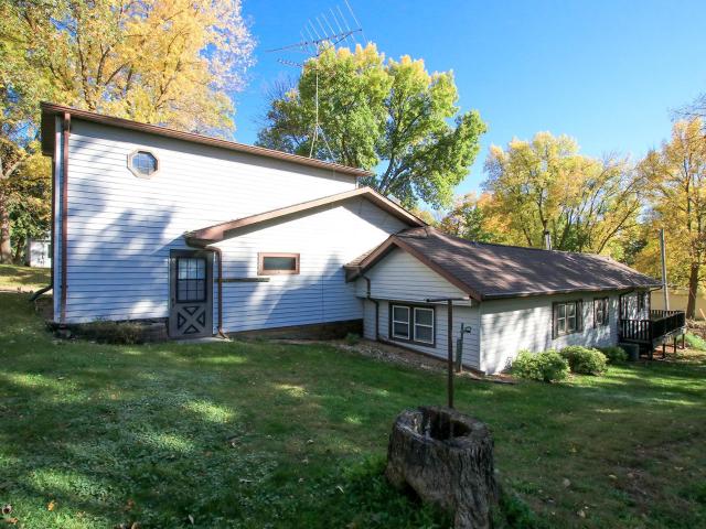 House for sale in Darwin, Meeker County