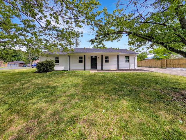 House for sale in Stanford, Kentucky